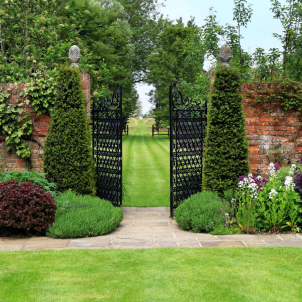 Head Gardener    –   Witham, Essex      REF 1243				Position Available